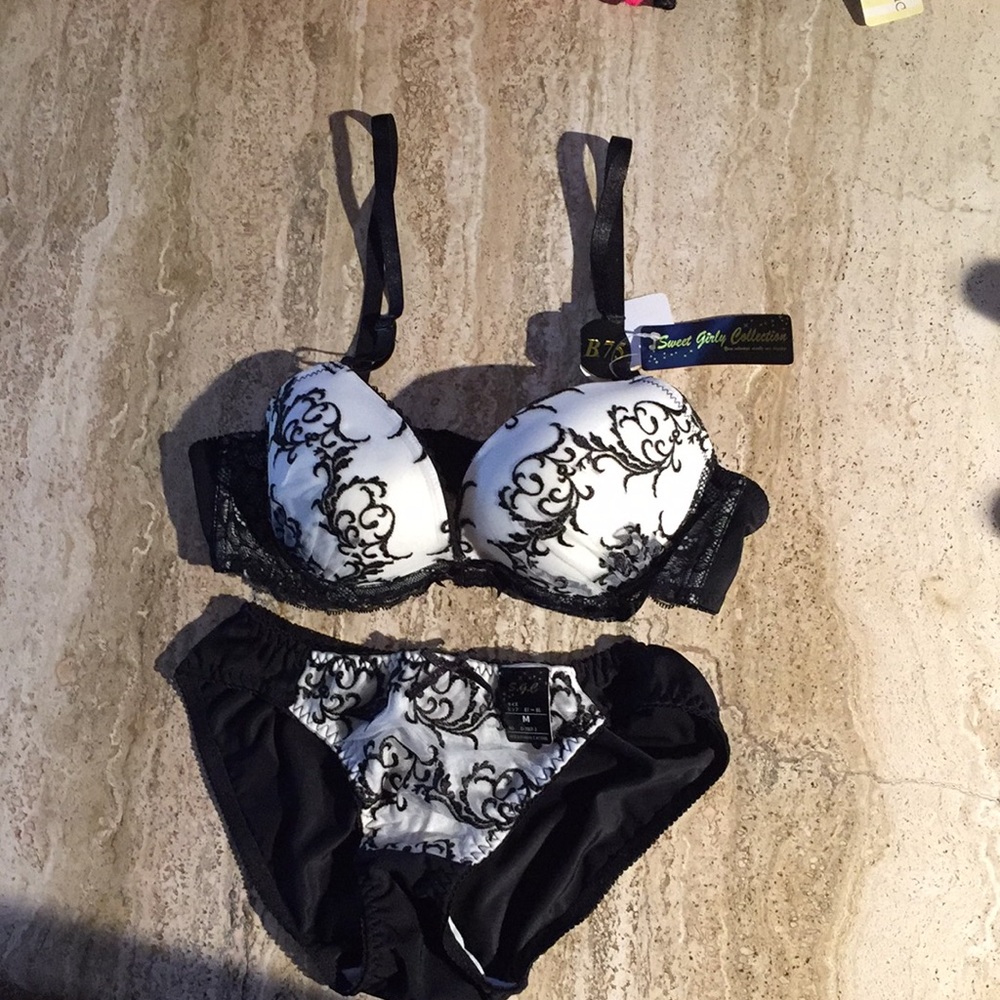 Sweet Girly Collection Black &White Embroidered Se